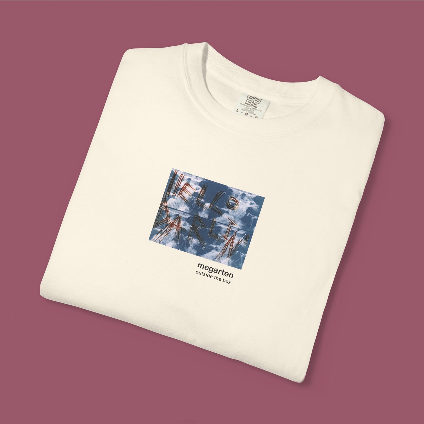 Wearable Art Unisex Tee – "Hello Darlin'"